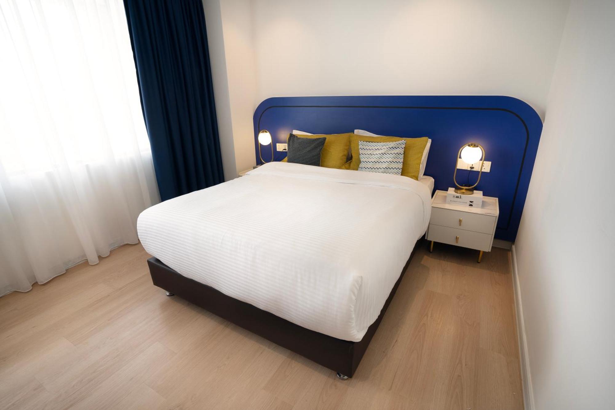 Ukiyo Suites Petaling Jaya Rum bild